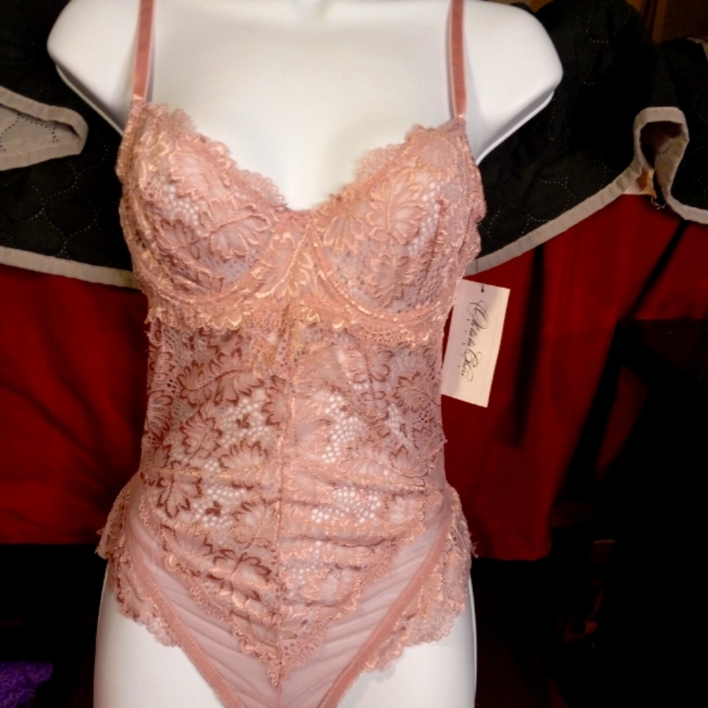 Lace teddy small